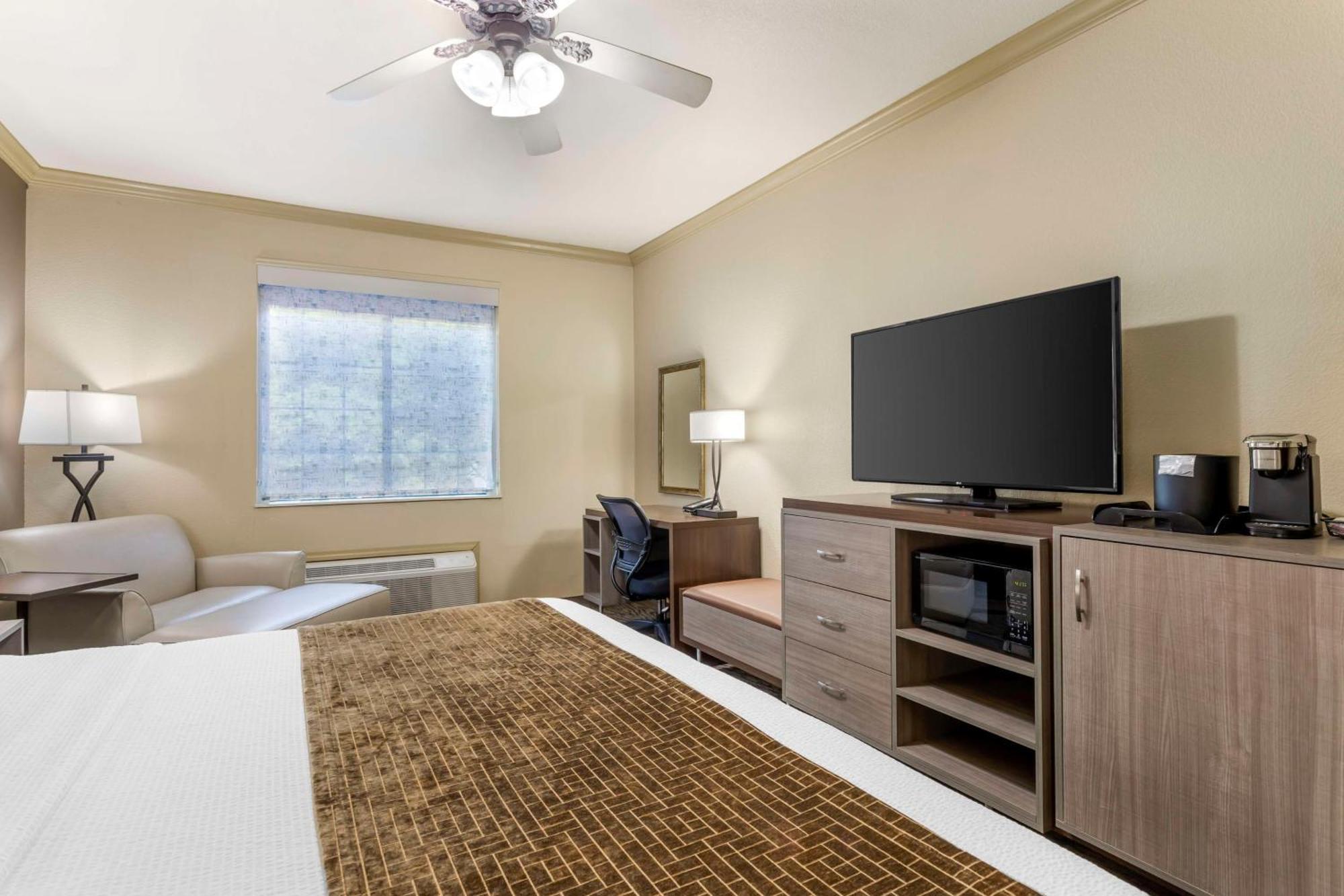 Best Western Plus Crown Colony Inn & Suites Lufkin Eksteriør billede