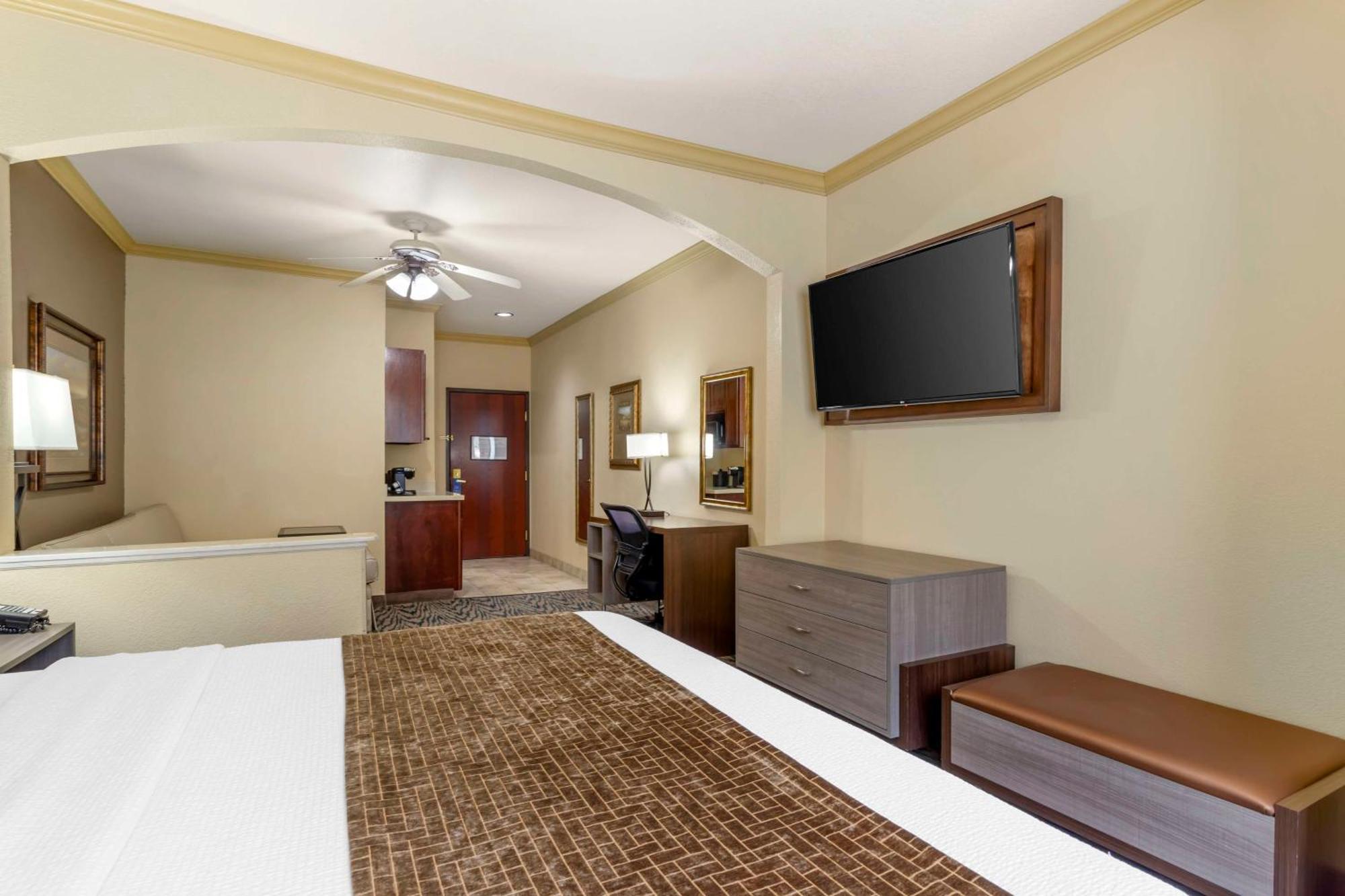 Best Western Plus Crown Colony Inn & Suites Lufkin Eksteriør billede