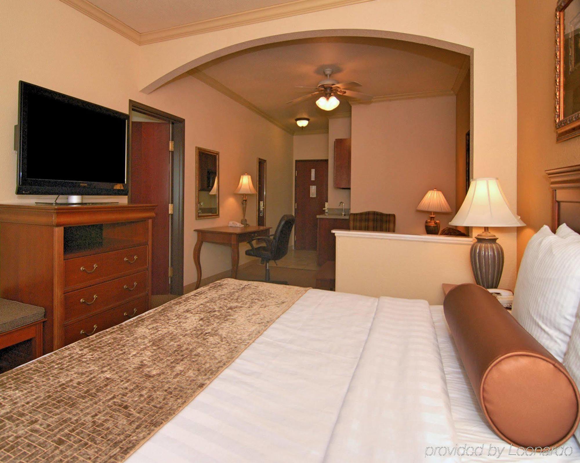 Best Western Plus Crown Colony Inn & Suites Lufkin Eksteriør billede