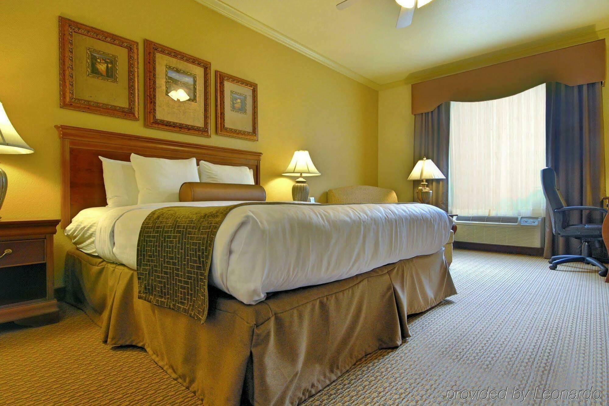 Best Western Plus Crown Colony Inn & Suites Lufkin Eksteriør billede