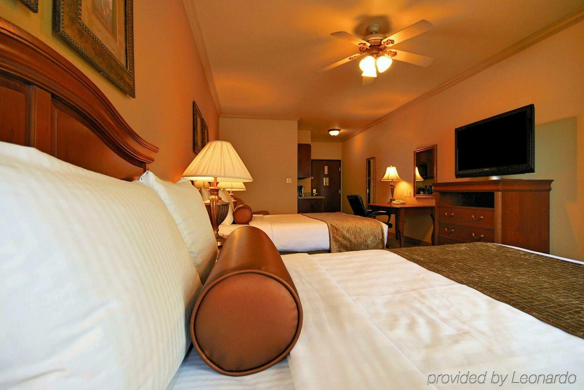 Best Western Plus Crown Colony Inn & Suites Lufkin Eksteriør billede