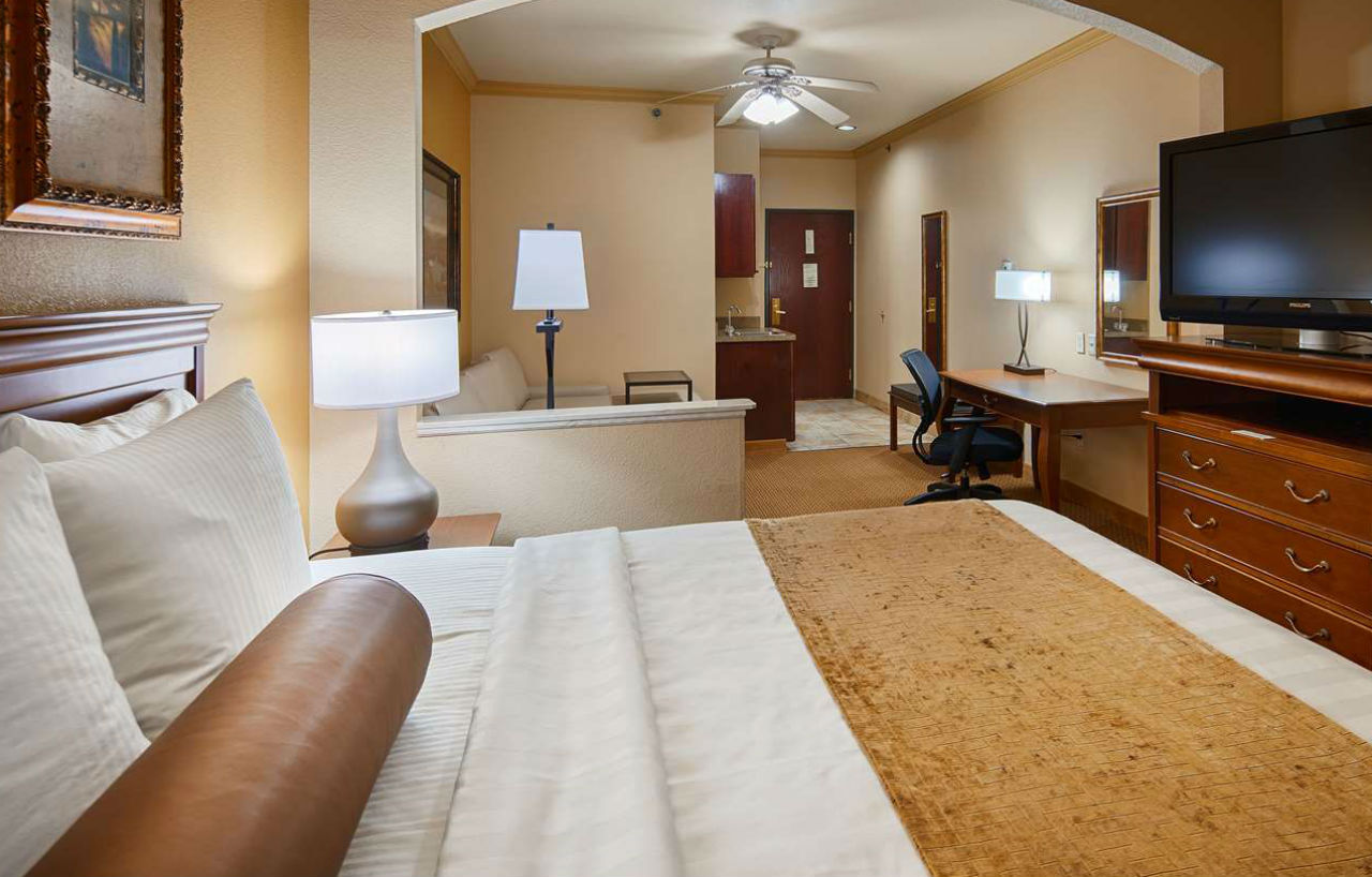 Best Western Plus Crown Colony Inn & Suites Lufkin Eksteriør billede